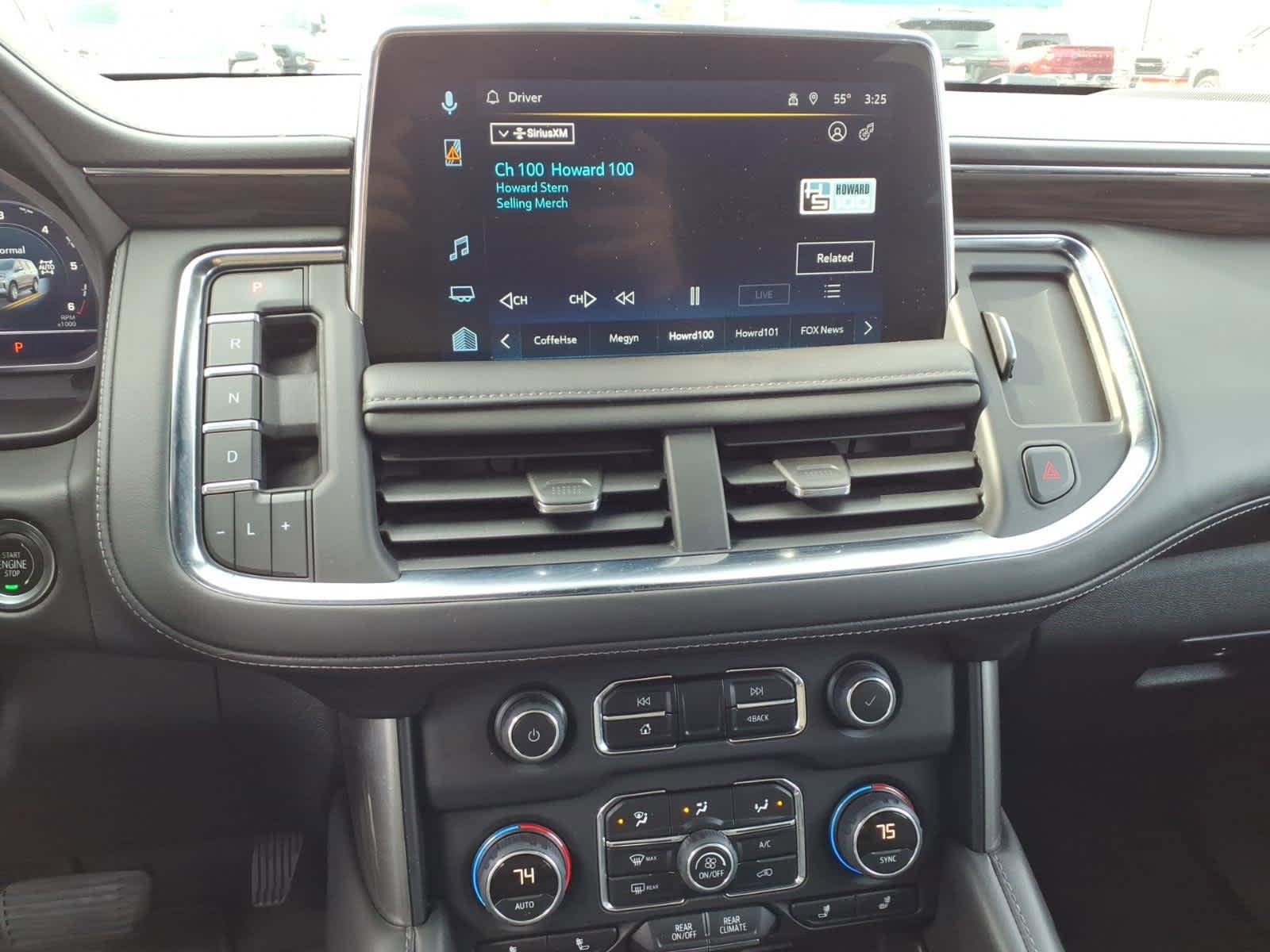 Used 2023 Chevrolet Suburban LT AWD/4WD image 12