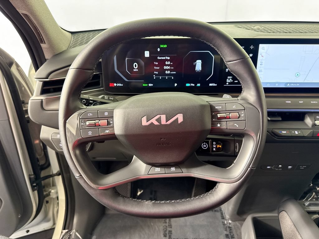 Used 2024 Kia EV9 Land AWD/4WD image 11