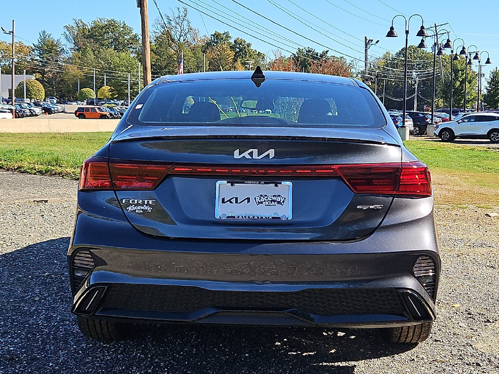 Used 2023 Kia Forte GT-Line FWD image 6