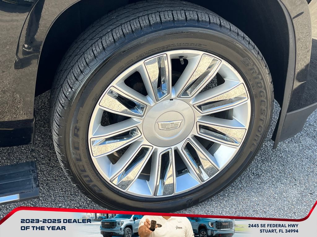 Used 2020 Cadillac Escalade ESV Platinum AWD/4WD image 22