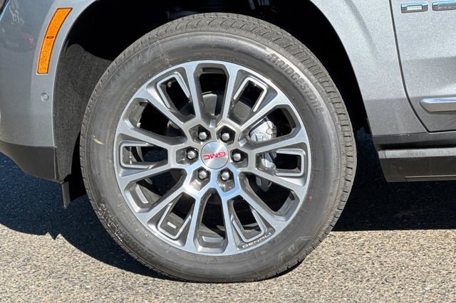 New 2026 GMC Yukon XL Denali w/ Sun & Power Step Package AWD/4WD image 33