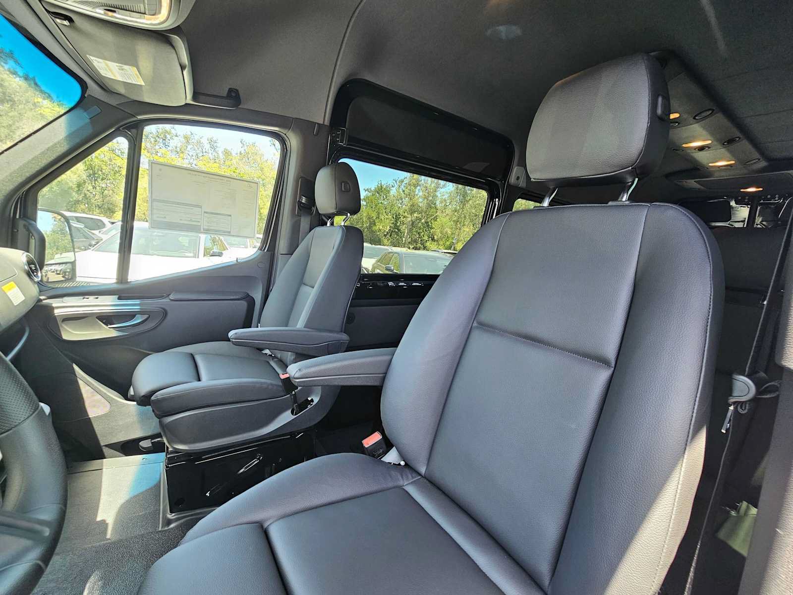 New 2026 Mercedes-Benz Sprinter 2500 image 23