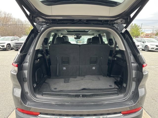 Certified 2022 Jeep Grand Cherokee L Limited image 21