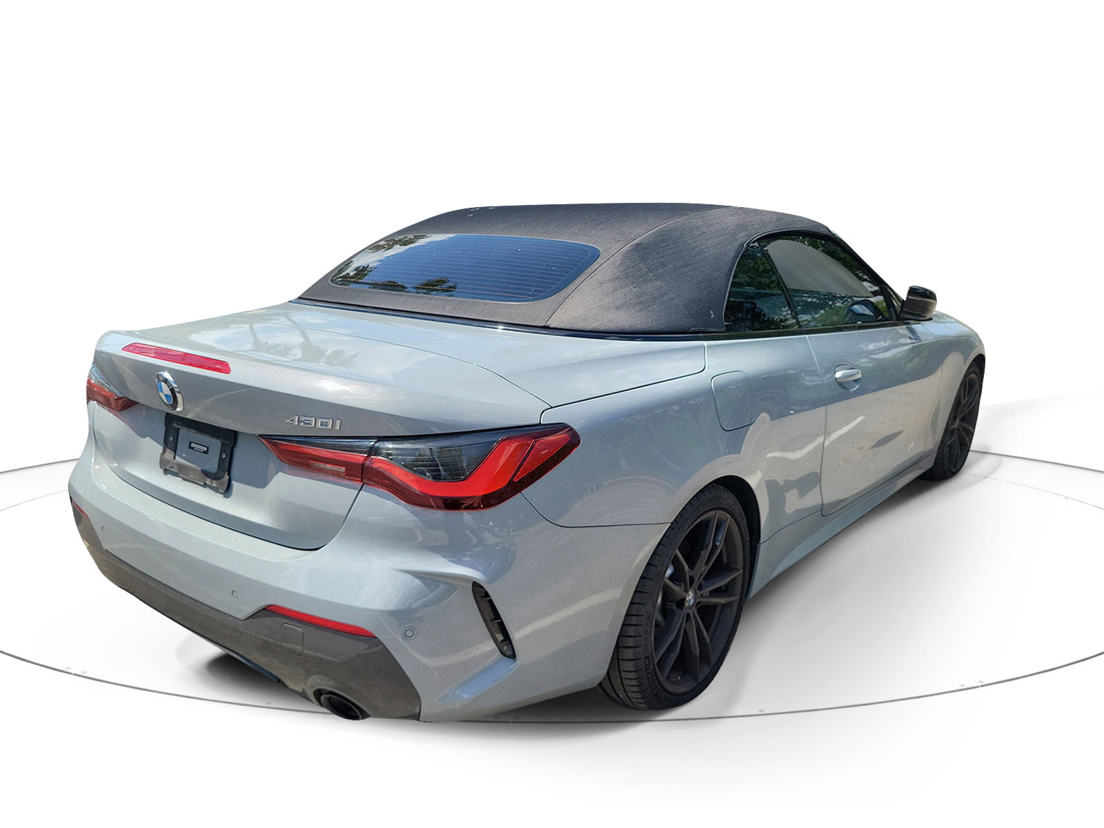 Used 2022 BMW 430i Convertible w/ M Sport Package image 4