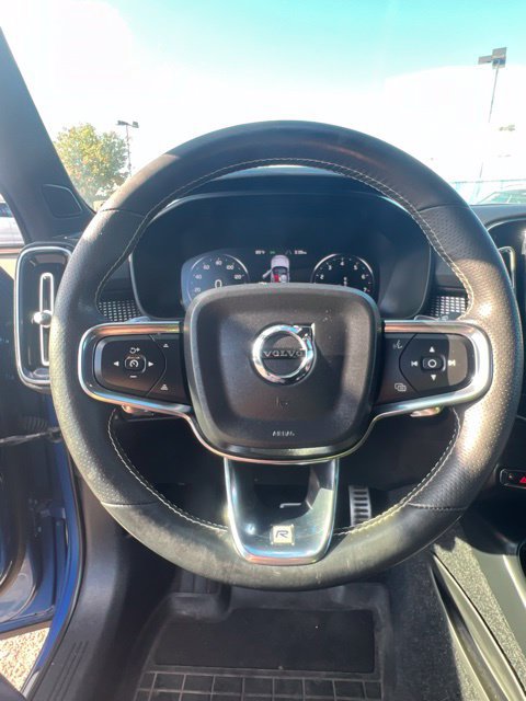 Used 2019 Volvo XC40 T5 R-Design AWD/4WD image 10