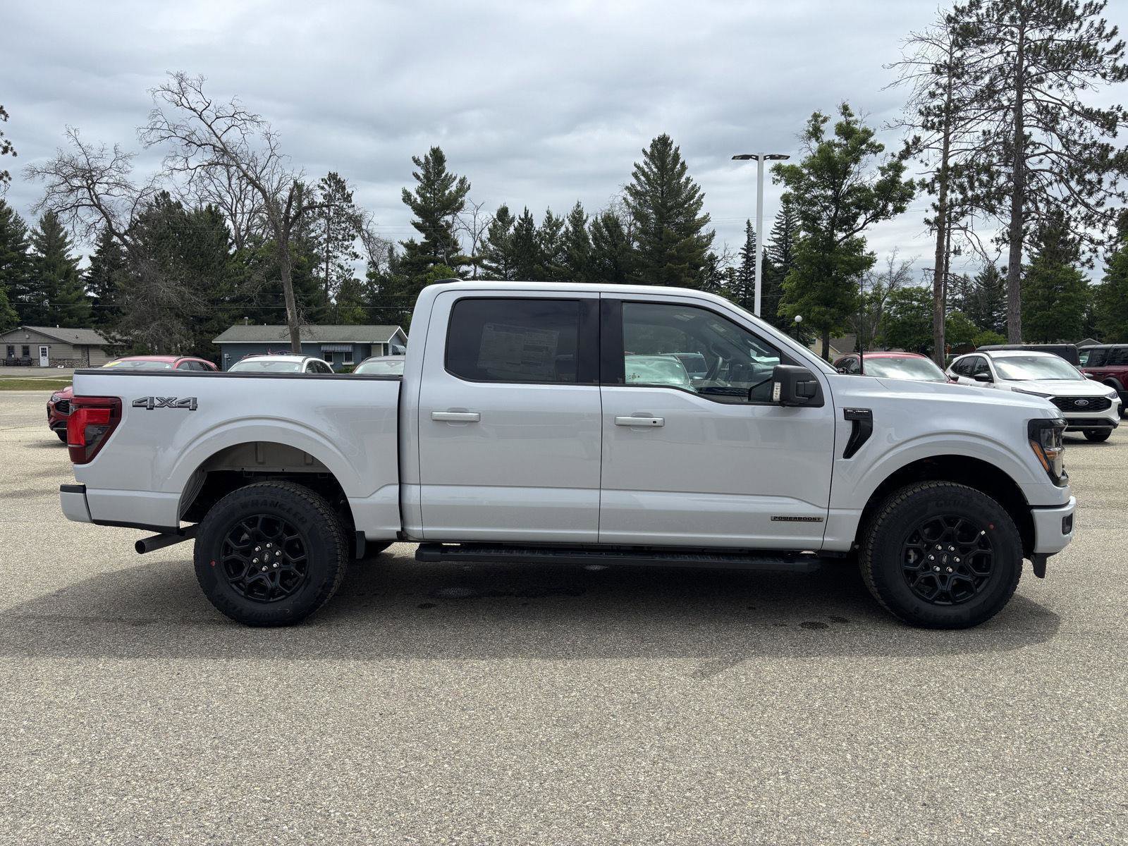 New 2025 Ford F150 XLT w/ Equipment Group 302A MID image 2