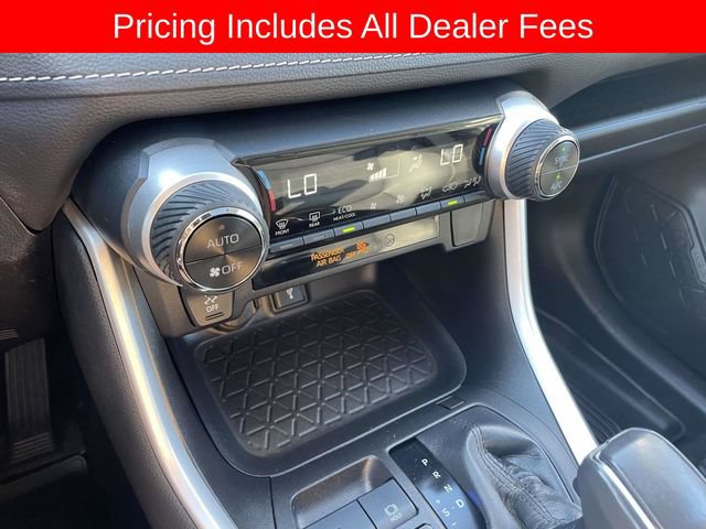 Used 2022 Toyota RAV4 XLE Premium AWD/4WD image 35