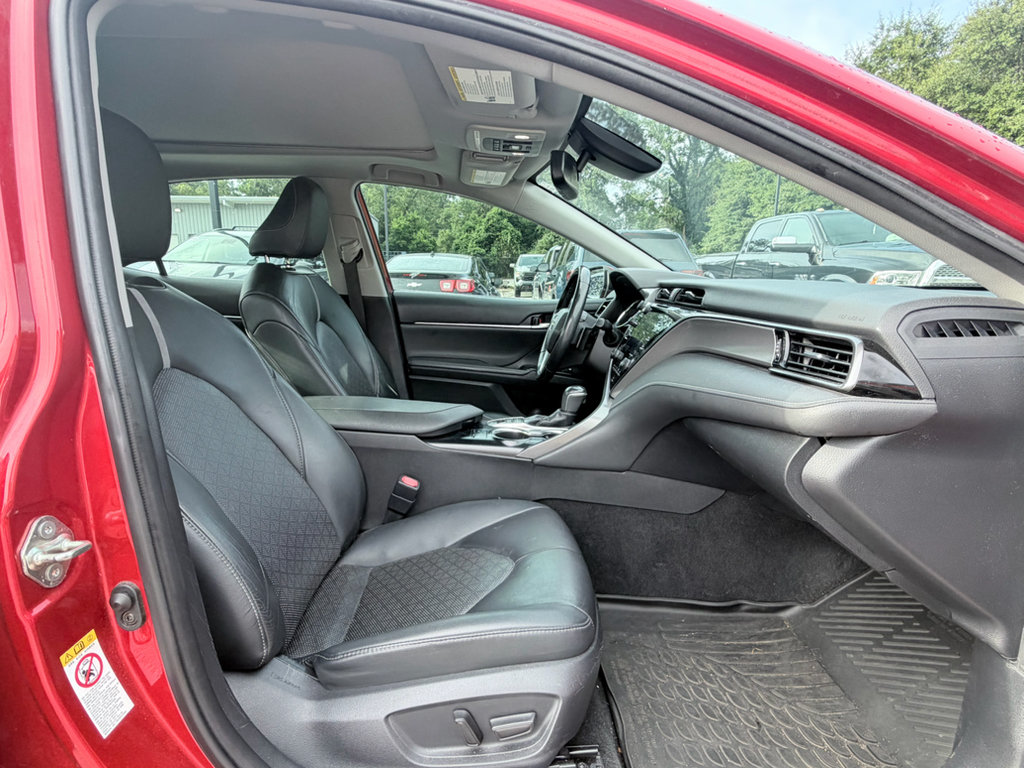 Used 2019 Toyota Camry XSE FWD image 19