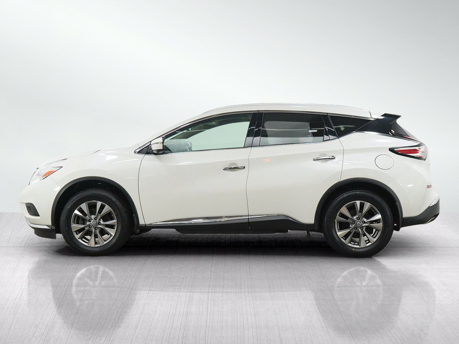 Used 2017 Nissan Murano SL AWD/4WD image 2
