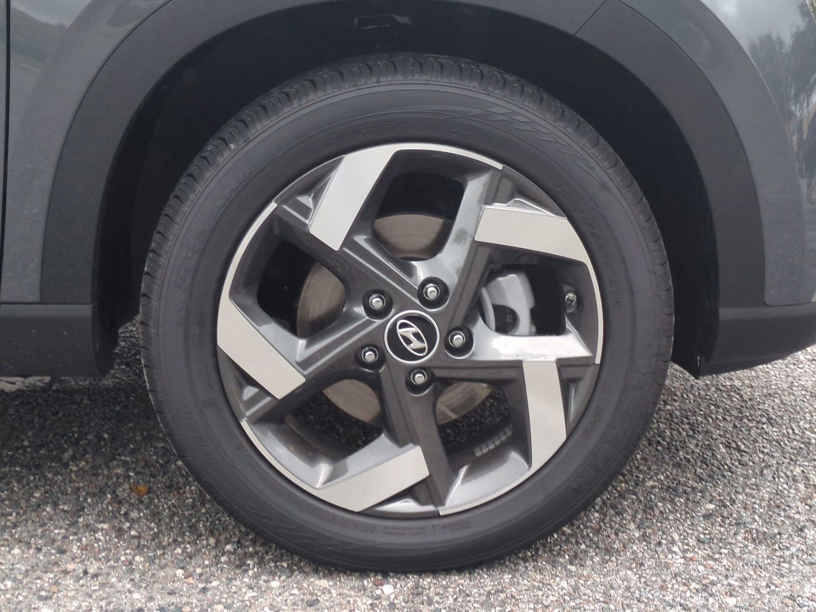 New 2026 Hyundai Venue SEL FWD image 35