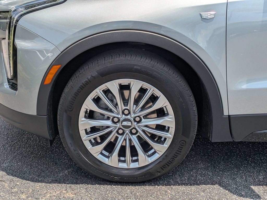 Certified 2024 Cadillac XT4 Premium Luxury FWD image 12