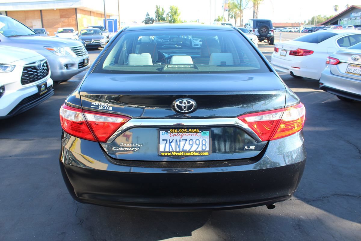 Used 2015 Toyota Camry LE FWD image 6