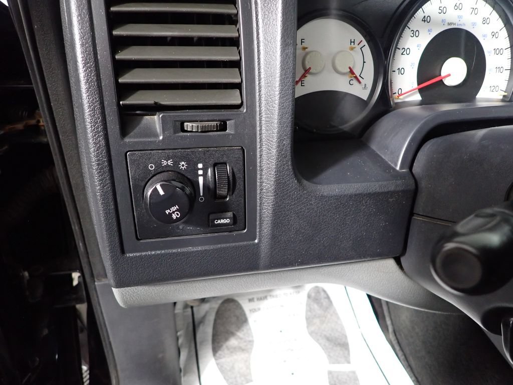Used 2011 Dodge Dakota Big Horn w/ Skid Plate Group AWD/4WD image 20