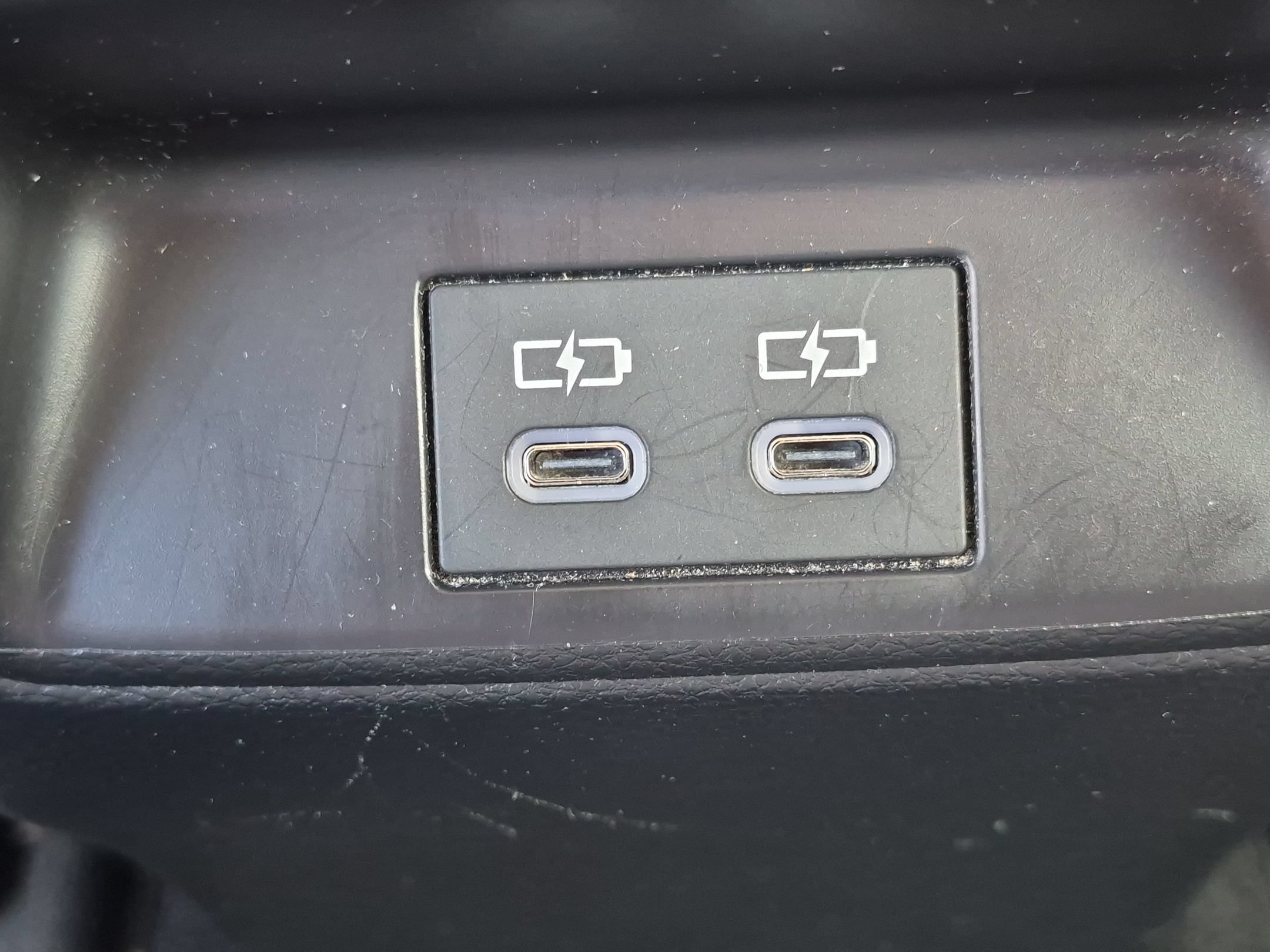 Used 2025 Toyota Corolla LE FWD image 30