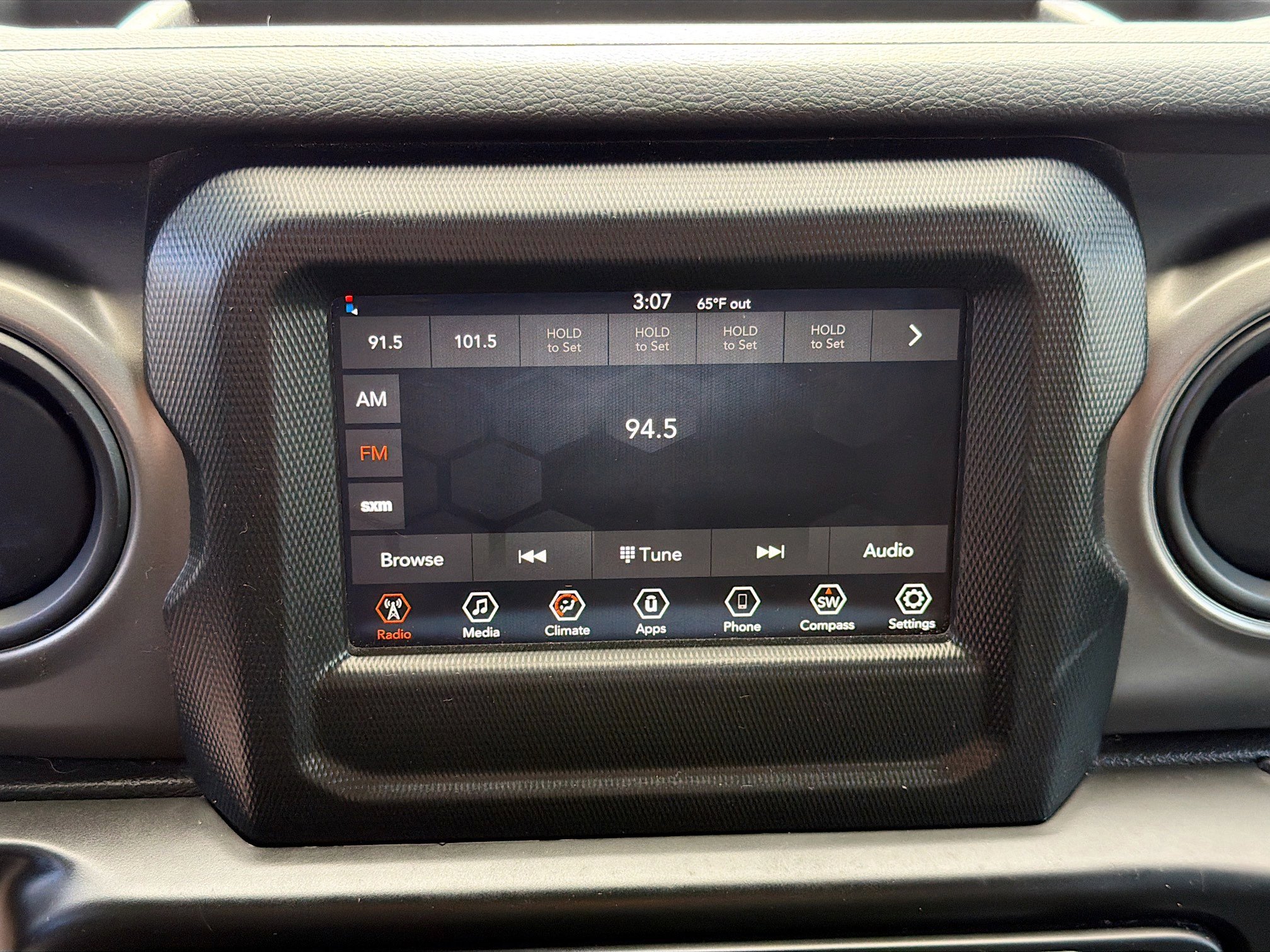 Used 2022 Jeep Gladiator Sport image 30