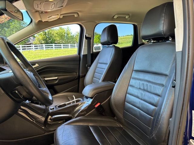 Used 2016 Ford Escape Titanium AWD/4WD image 4