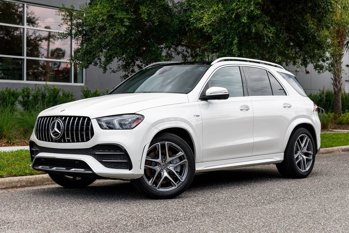 Used 2023 Mercedes-Benz GLE 53 AMG 4MATIC image 28