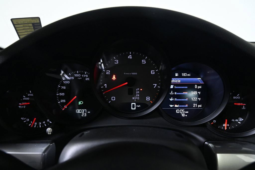 Used 2018 Porsche 911 Carrera 4S image 15