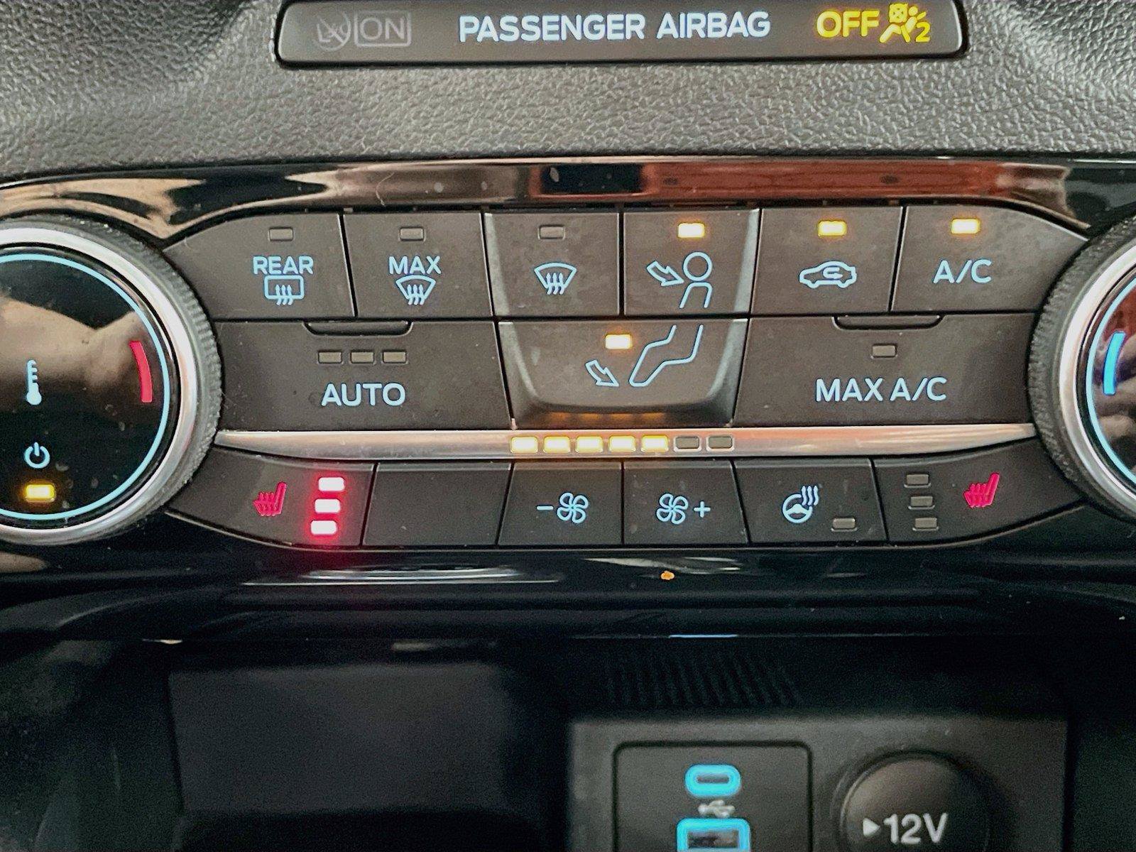 Used 2022 Ford Escape SEL w/ SEL Stealth AWD Package image 23