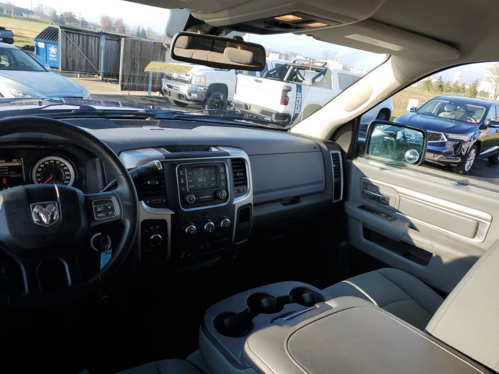 Used 2014 RAM 2500 SLT image 28