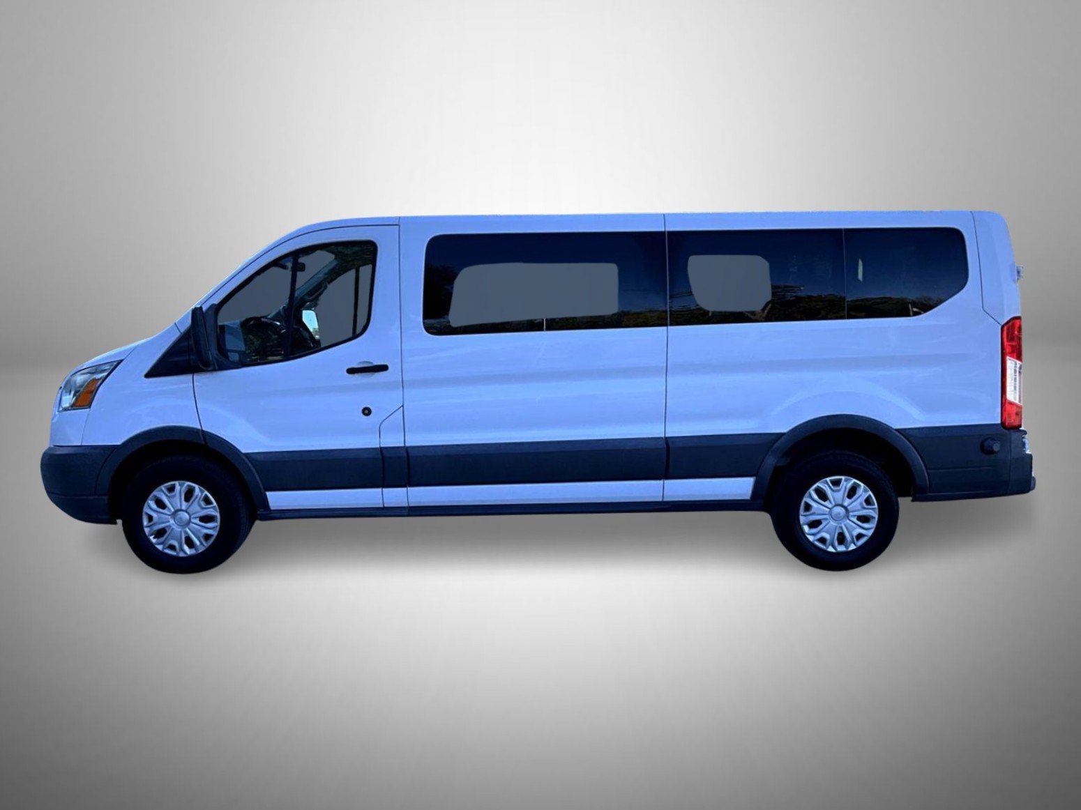 Used 2016 Ford Transit 350 XLT RWD image 8