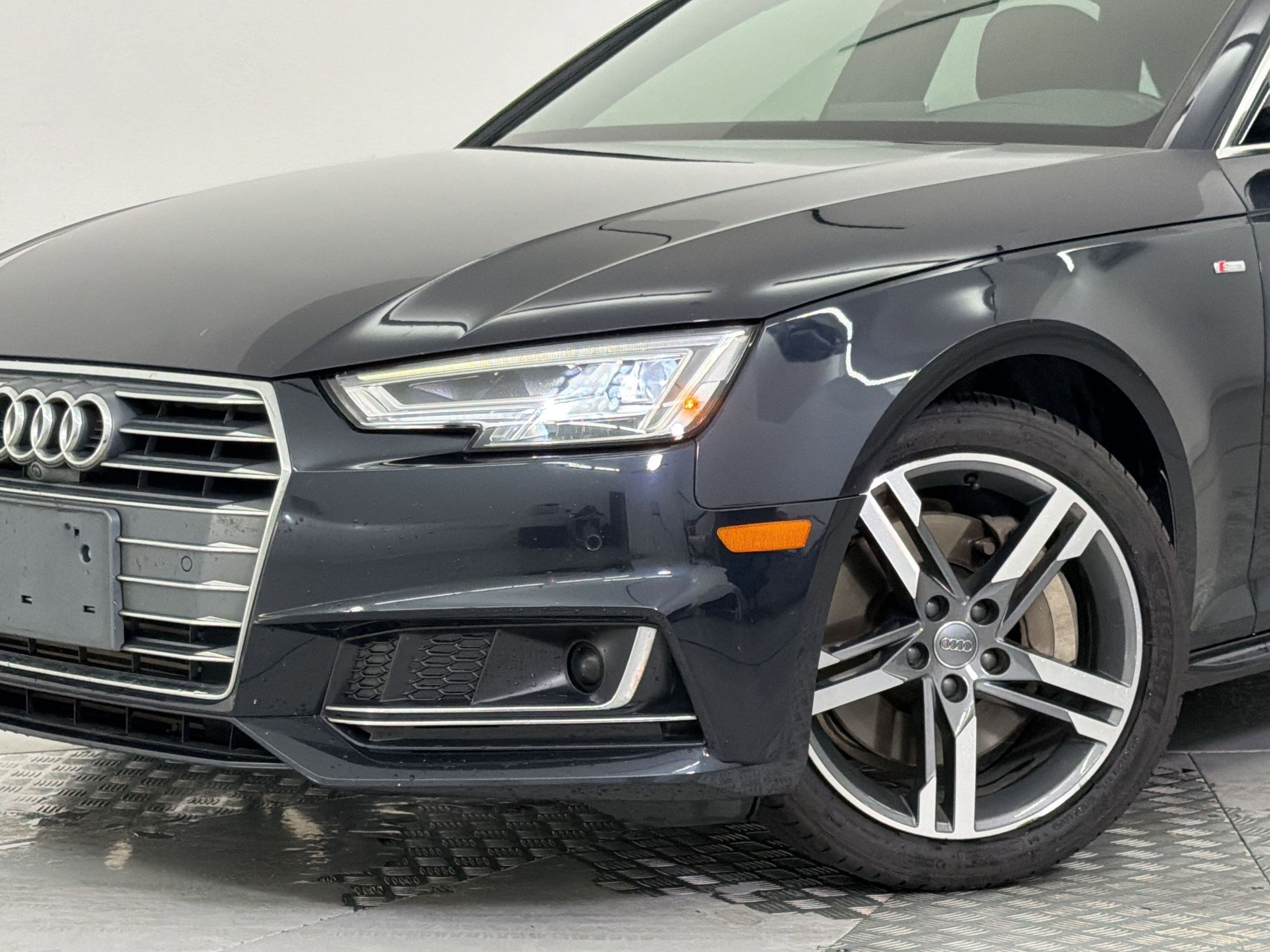 Used 2017 Audi A4 2.0T Prestige w/ Prestige Package AWD/4WD image 11