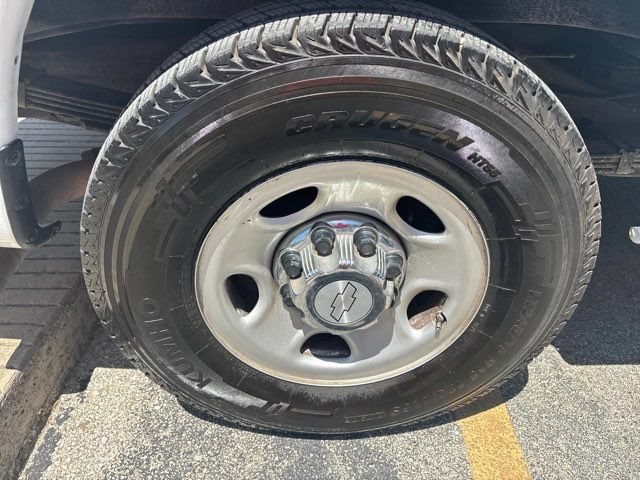 Used 2020 Chevrolet Express 3500 LT w/ LT Preferred Equipment Group RWD image 11