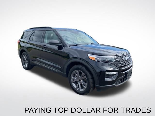 Used 2021 Ford Explorer XLT w/ Equipment Group 202A image 7