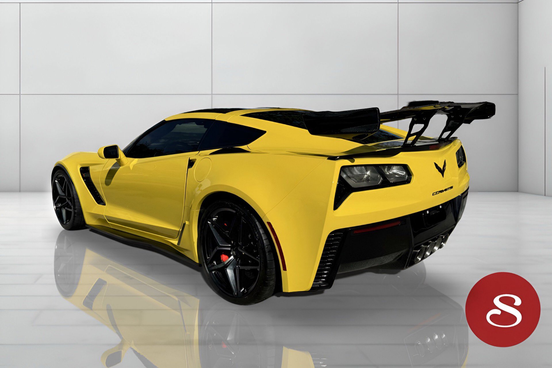 Used 2016 Chevrolet Corvette Z06 w/ 3LZ Preferred Equipment Group image 3