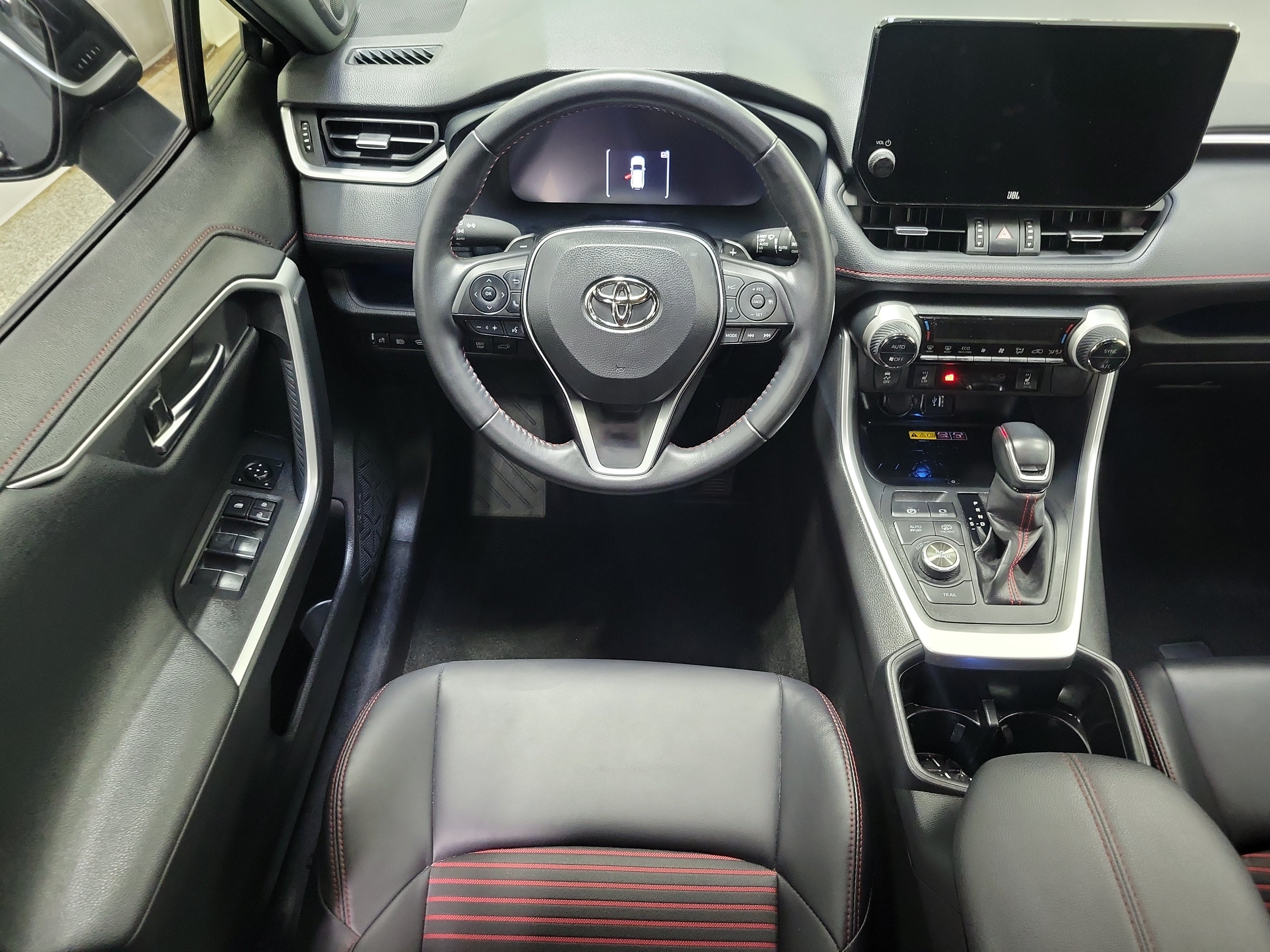 Used 2023 Toyota RAV4 XSE w/ Weather Package AWD/4WD image 12