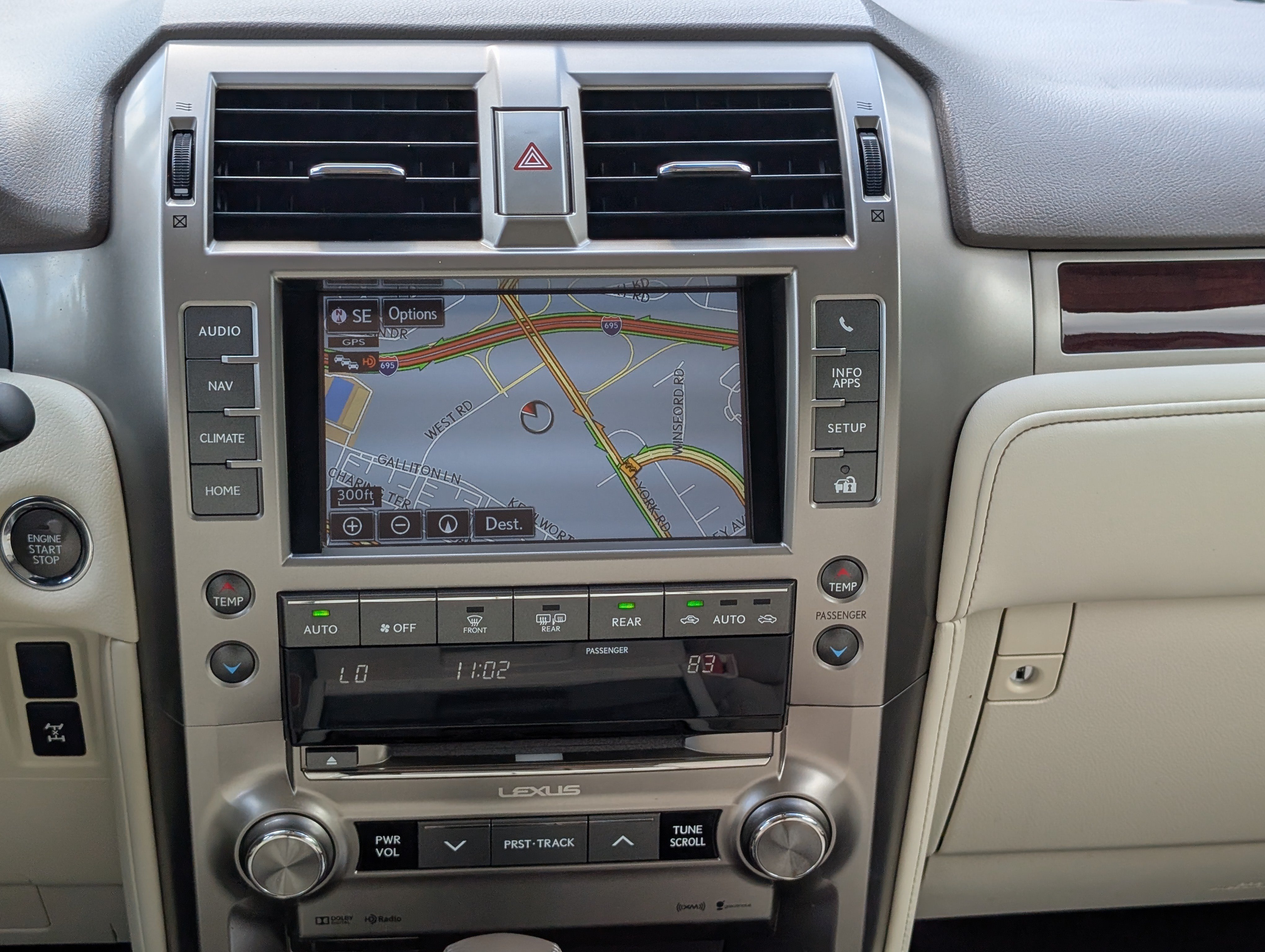 Used 2015 Lexus GX 460 w/ Premium Package AWD/4WD image 18