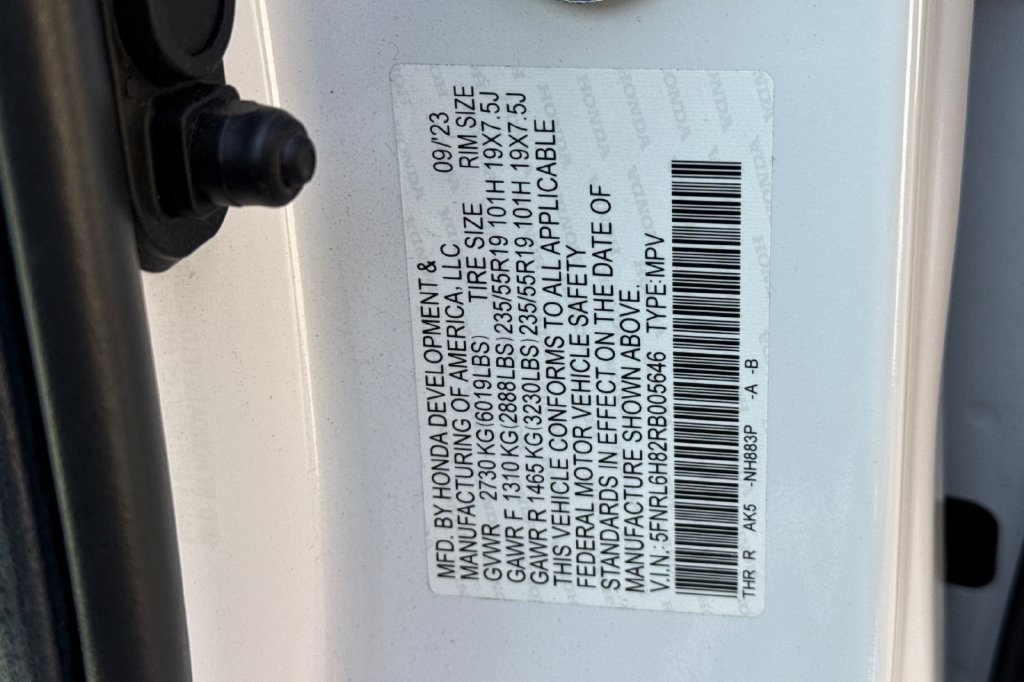 Certified 2024 Honda Odyssey Touring image 37
