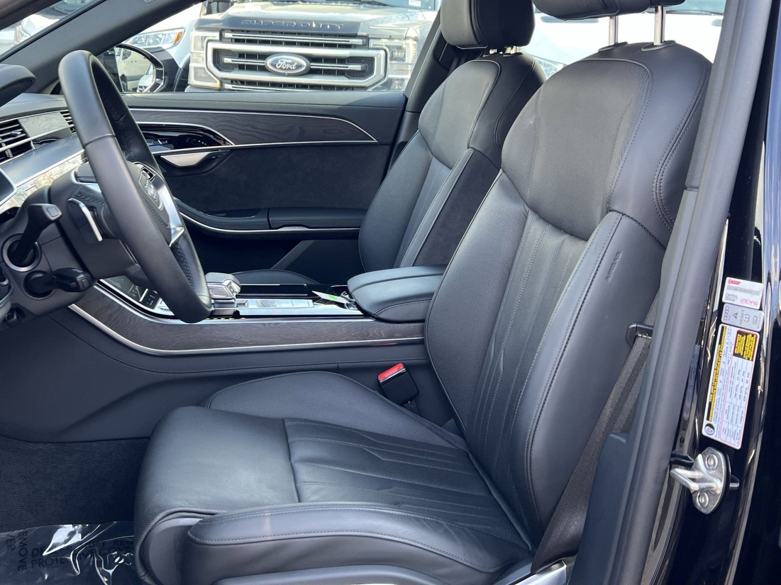 Used 2025 Audi A8 L 3.0T image 11