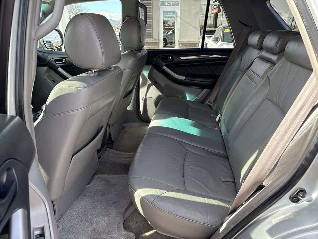 Used 2004 Toyota 4Runner Limited image 21