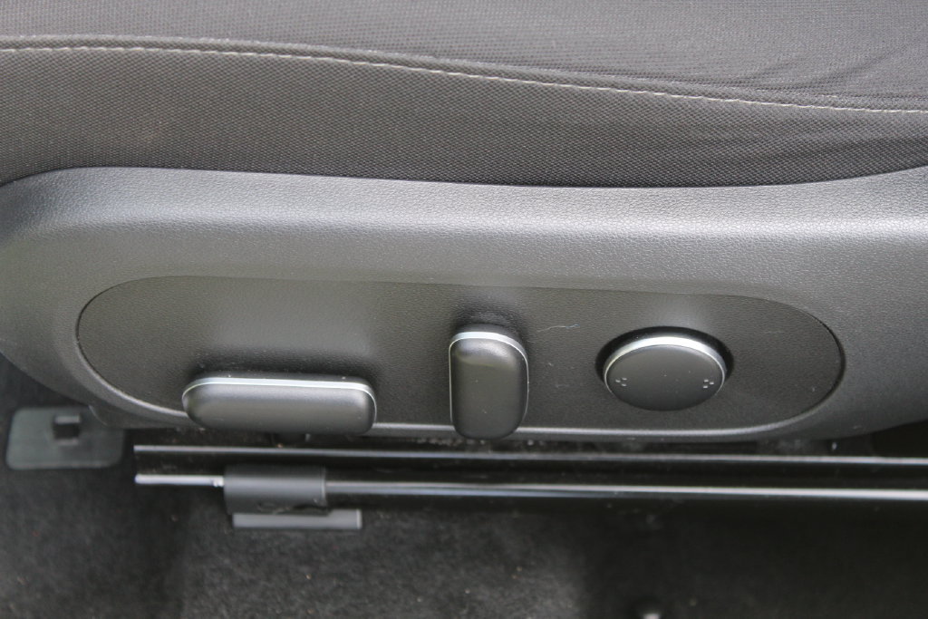 Used 2024 Hyundai Kona SEL FWD image 13