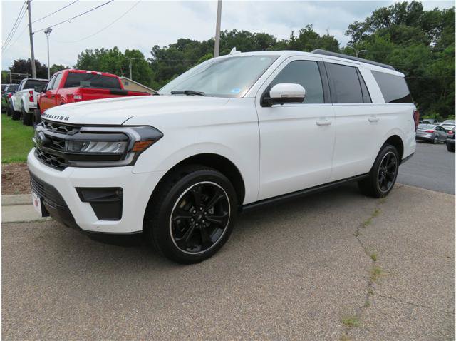 Used 2024 Ford Expedition Max Limited AWD/4WD image 1