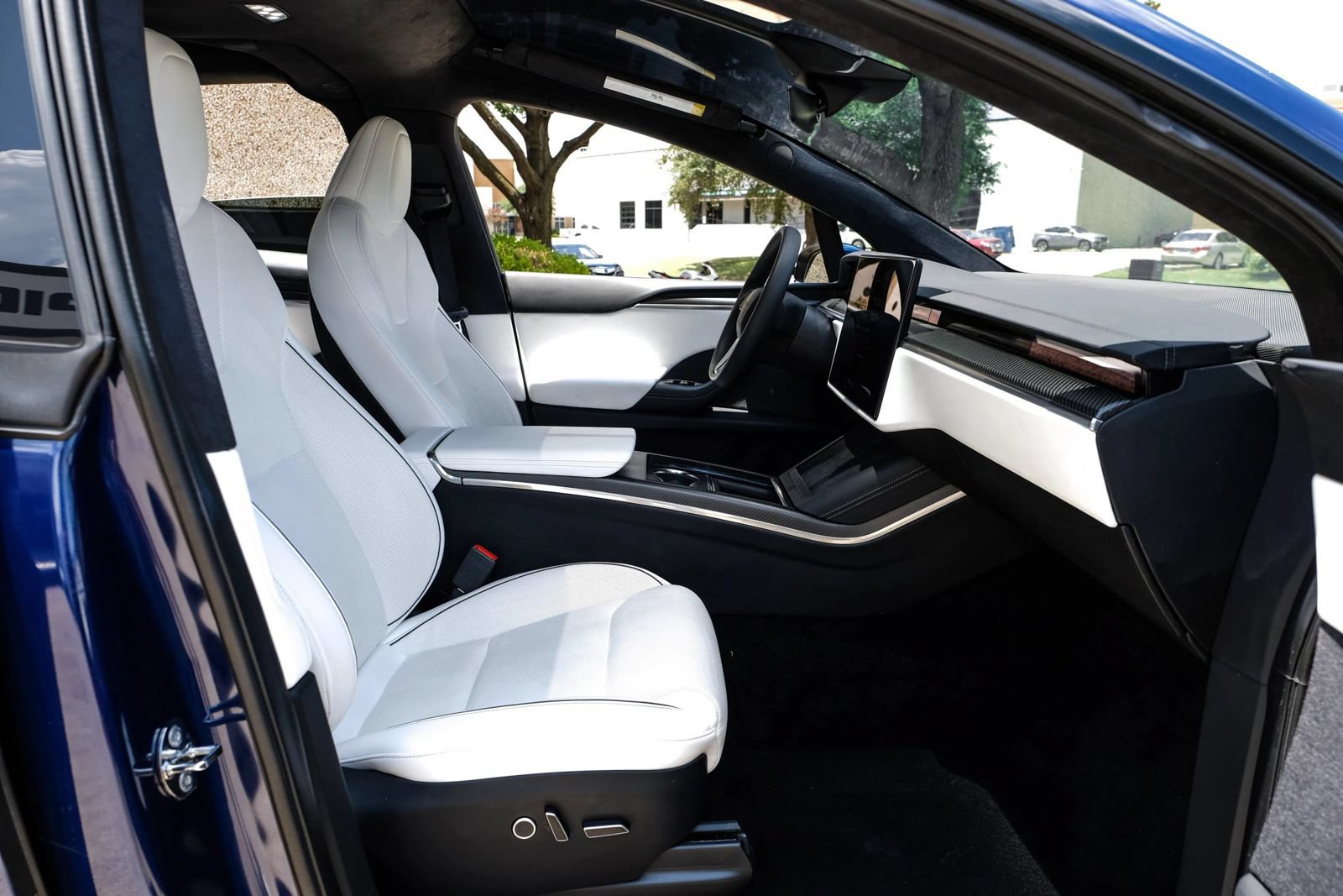 Used 2022 Tesla Model X Plaid AWD/4WD image 31