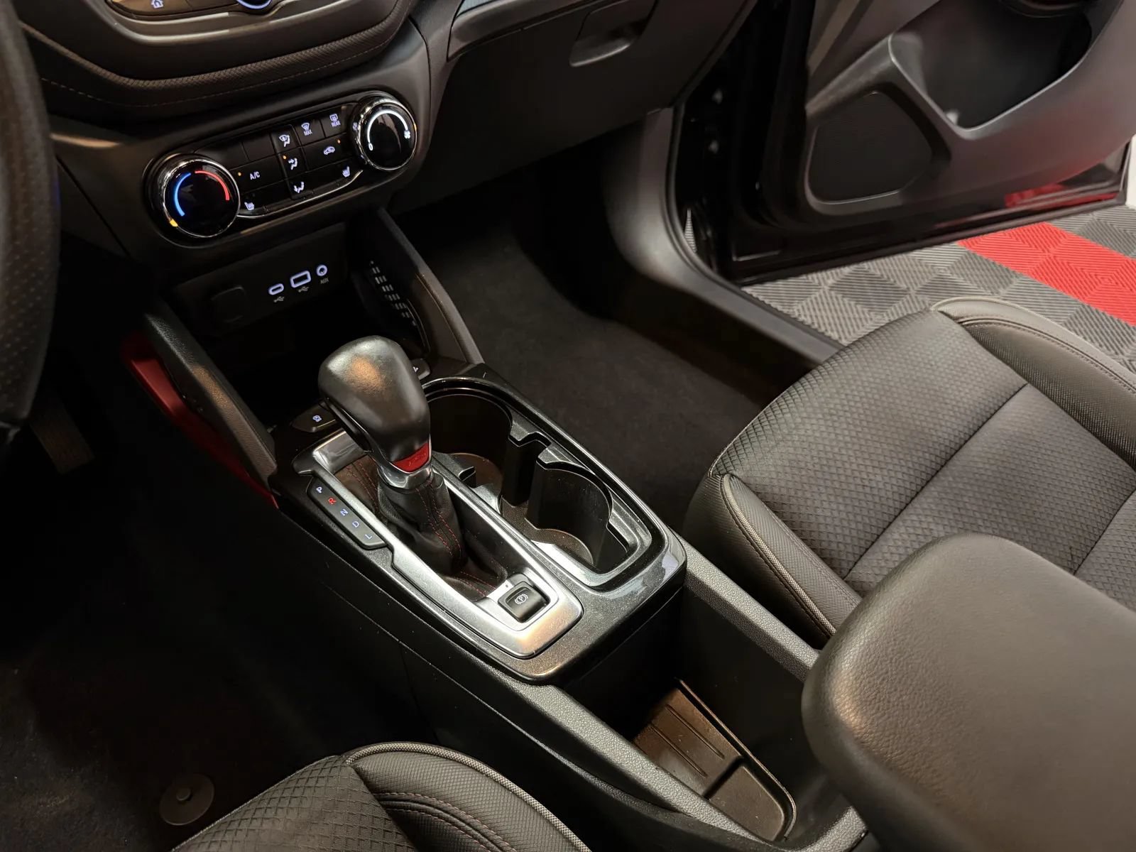 Used 2022 Chevrolet TrailBlazer RS FWD image 31