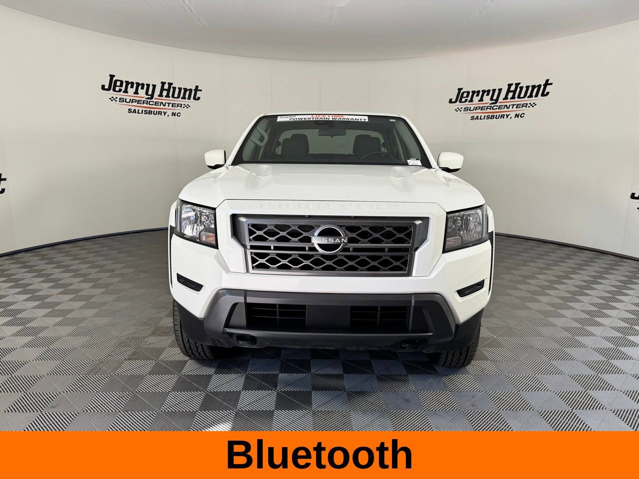 Used 2024 Nissan Frontier SV image 5