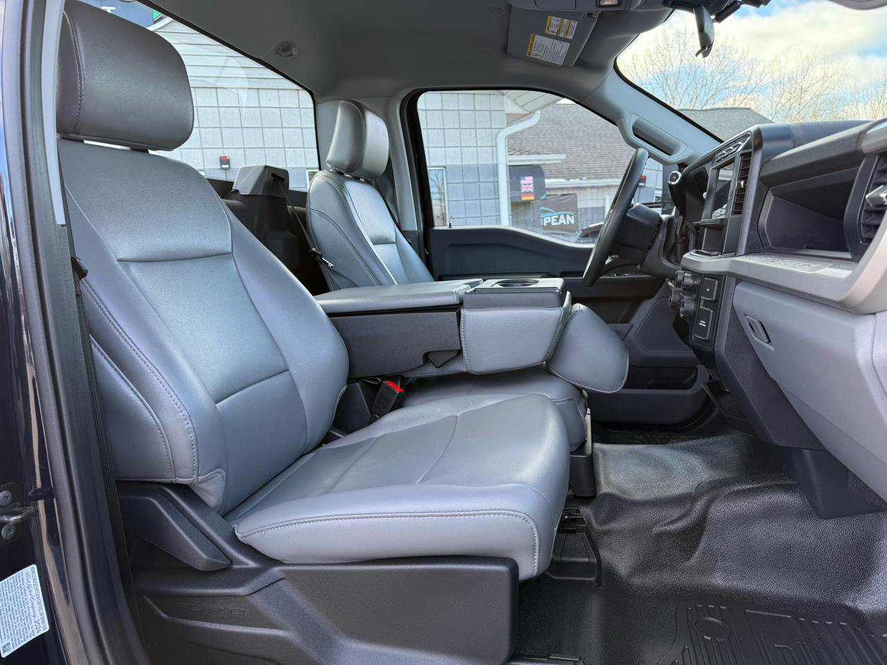 Used 2024 Ford F350 XL w/ 360-Degree Camera Package RWD image 12
