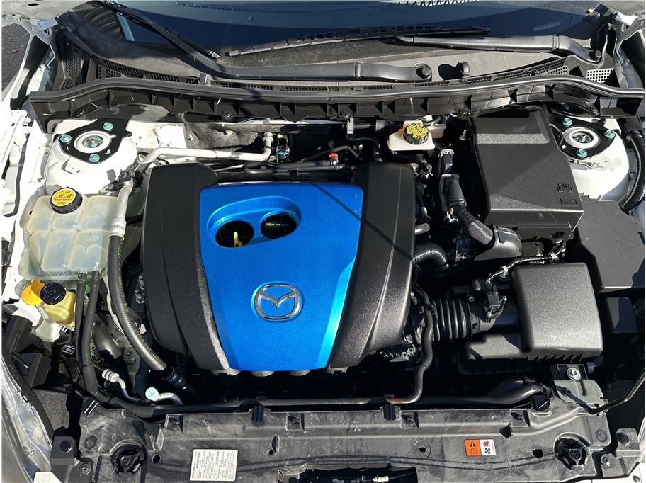 Used 2013 MAZDA MAZDA3 i Touring image 16