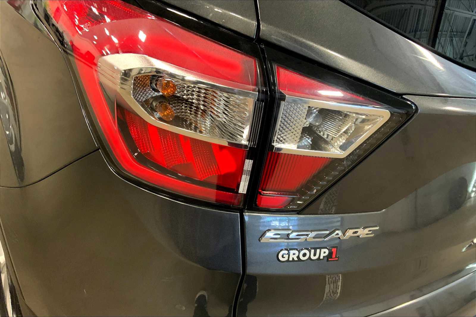 Used 2017 Ford Escape SE image 27
