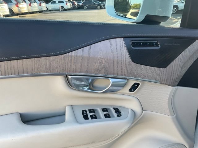 Certified 2024 Volvo XC90 T8 Ultimate AWD/4WD image 10