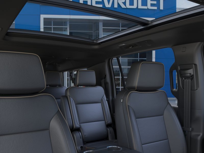 New 2026 Chevrolet Suburban Premier AWD/4WD image 25