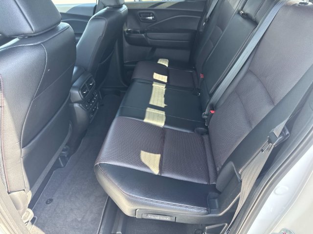Used 2024 Honda Ridgeline Black Edition image 29