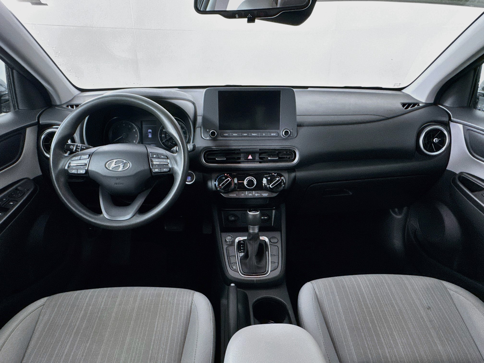 Used 2022 Hyundai Kona SEL FWD image 23