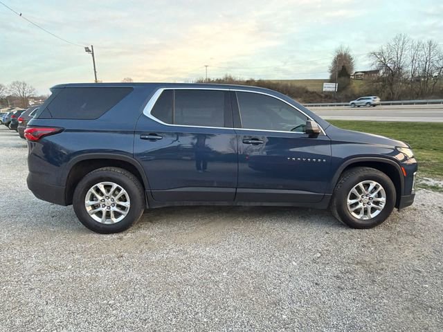 Used 2022 Chevrolet Traverse LS FWD image 33