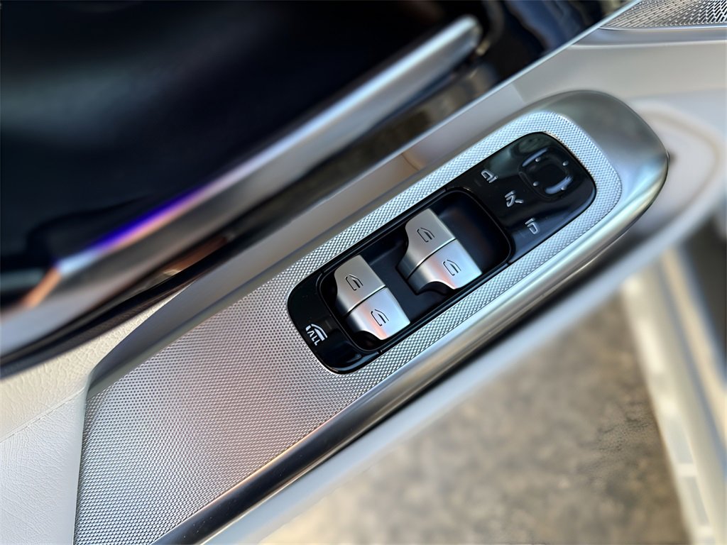 New 2026 Mercedes-Benz CLE 450 4MATIC Cabriolet image 13