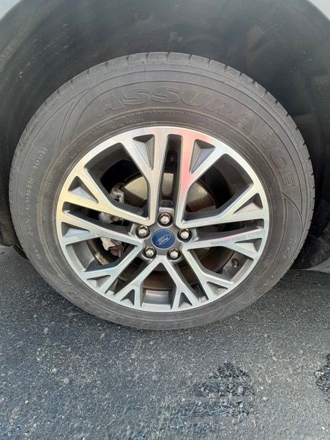 Used 2020 Ford Escape SEL FWD image 8