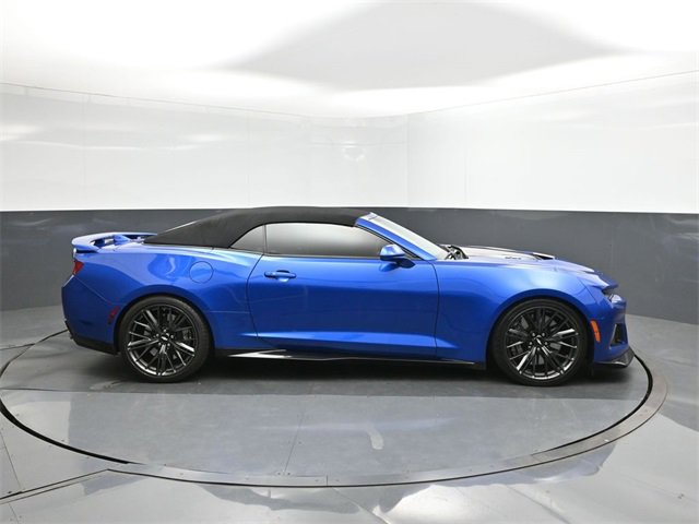 Used 2018 Chevrolet Camaro ZL1 image 26